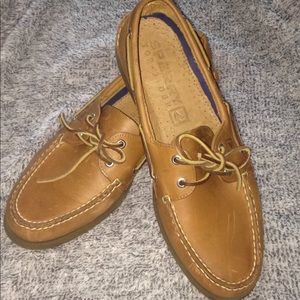 Sperry Topside